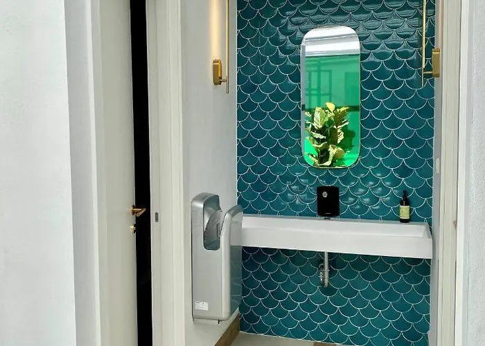 Caleyro Boutique - Parking Incluido Appart hôtel 4*