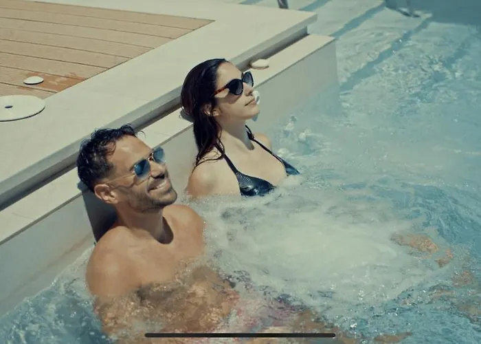 Appart hôtel Caleyro Boutique - Parking Incluido 4*