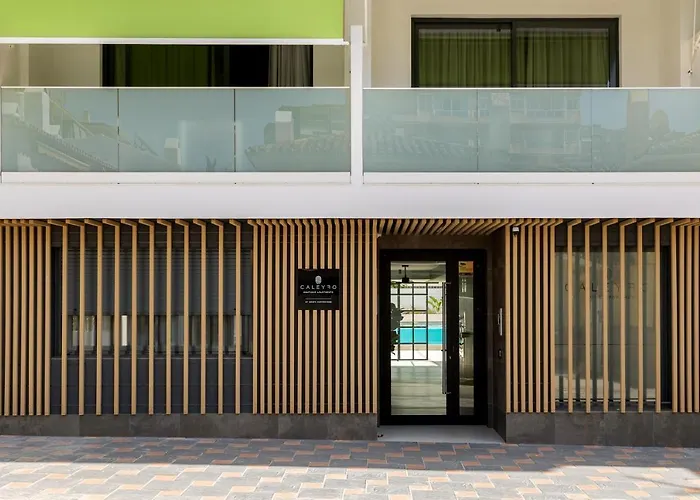 Caleyro Boutique - Parking Incluido Appart hôtel