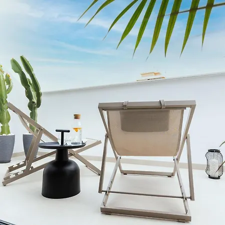 Caleyro Boutique - 